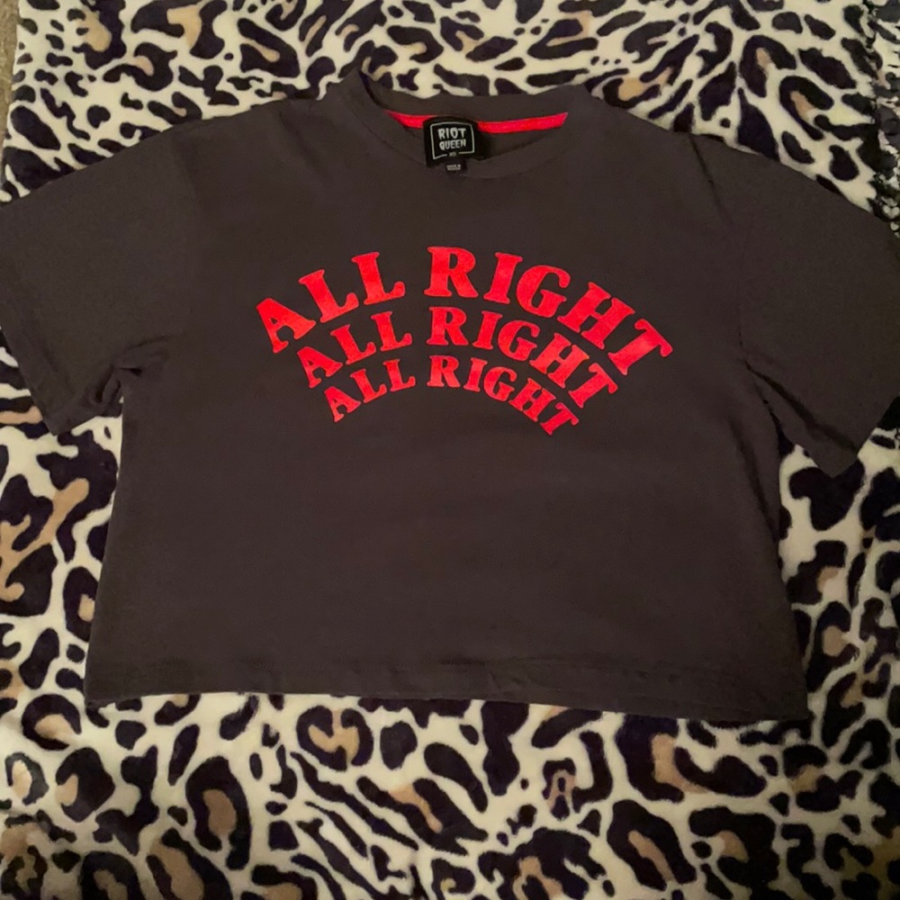 Cropped Tee